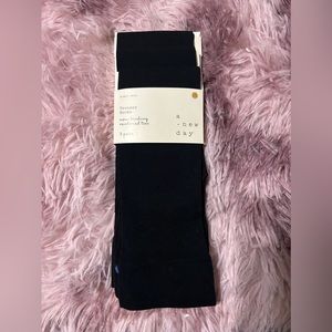 002 SCKS: 3 pairs A new day trouser socks